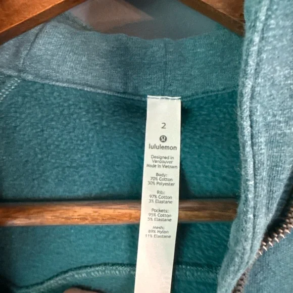 Lululemon Full Zip Scuba - Picture 5 of 5
